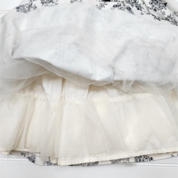 Janie and Jack Cream and Sugar Floral Toile Bow Dress - Picture 5 of 8